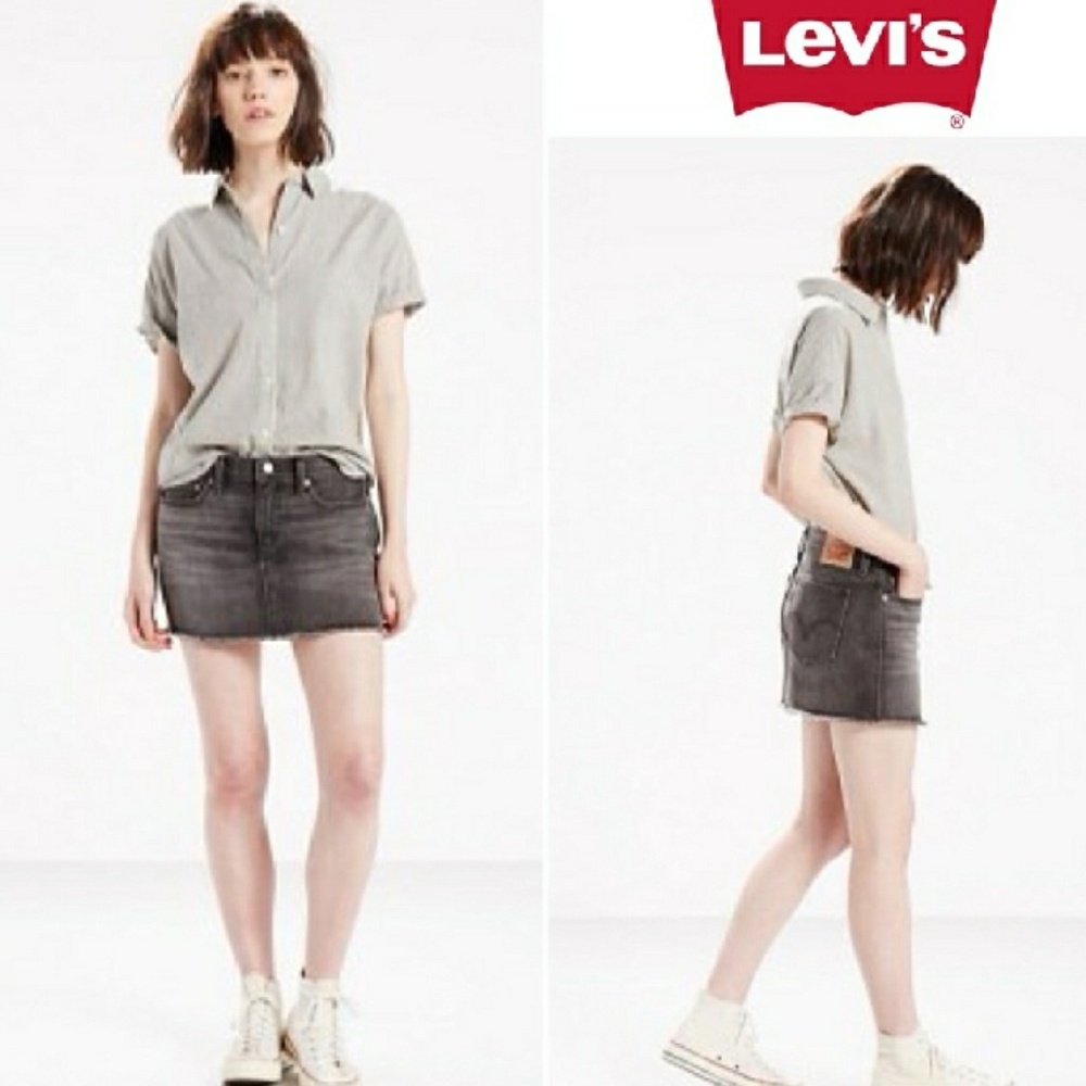 Levi's Stratus Mini Flare Shadow Denim Skirt